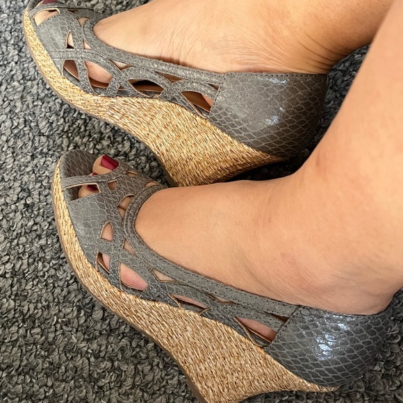 Sexy Snake Print Wedge Shoes Peep Toe High Heel Grey Cut Out 6 Women Sandal New - Picture 5 of 11